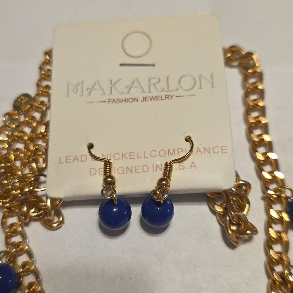 Gold and Blue Floral Necklace - Picture 3 of 16